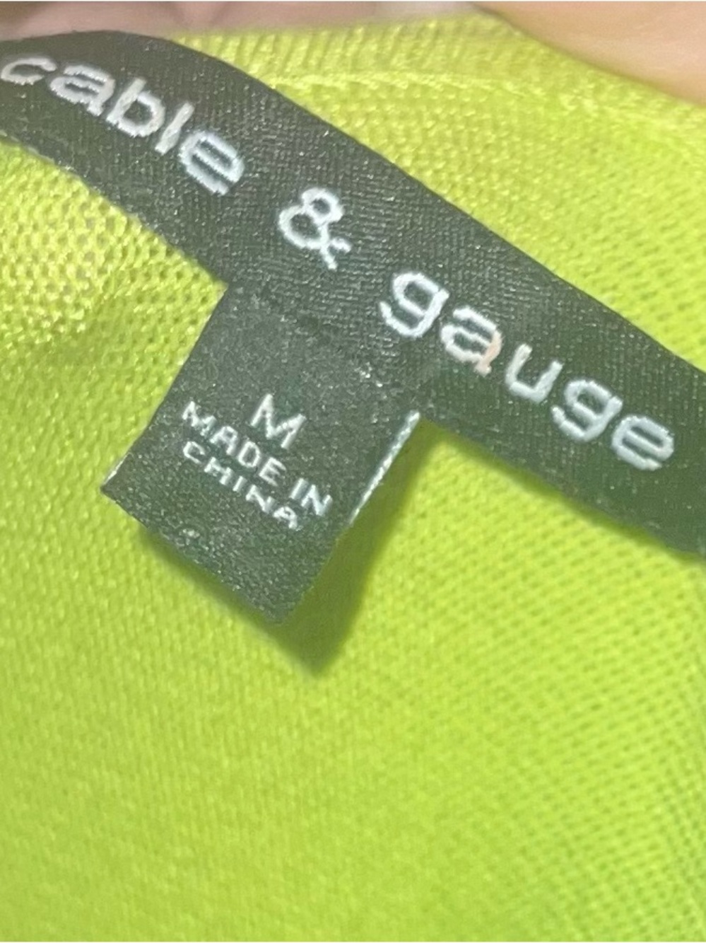 💚 Cable & Gauge Bright Green  Embroidered Knit Top - Color is Bright Green 💚